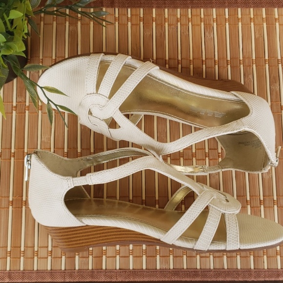 Alia wedge Sandals - Picture 2 of 8